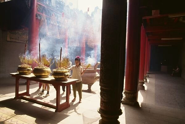 Altar to Emperor of Jade Pagoda