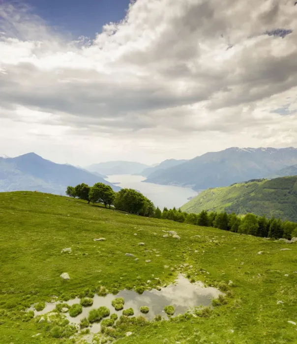 Framed Print : Alto Lario and Lake Como seen from green meadows of Montemezzo mountains, Lombardy Framed Print : Alto Lario and Lake Como seen from green meadows of Montemezzo mountains, Lombardy