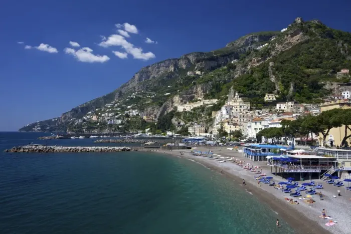 Framed Print : Amalfi town beach, Costiera Amalfitana, UNESCO World Heritage Site, Campania Framed Print : Amalfi town beach, Costiera Amalfitana, UNESCO World Heritage Site, Campania