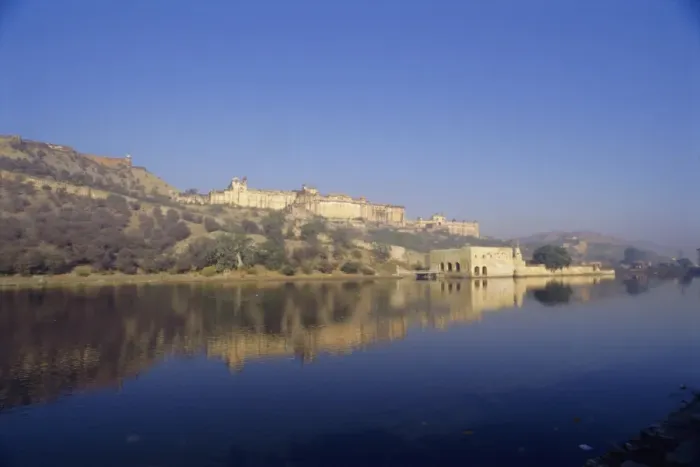 Framed Print : The Amber Palace from Moata Sagar (lake) Framed Print : The Amber Palace from Moata Sagar (lake)