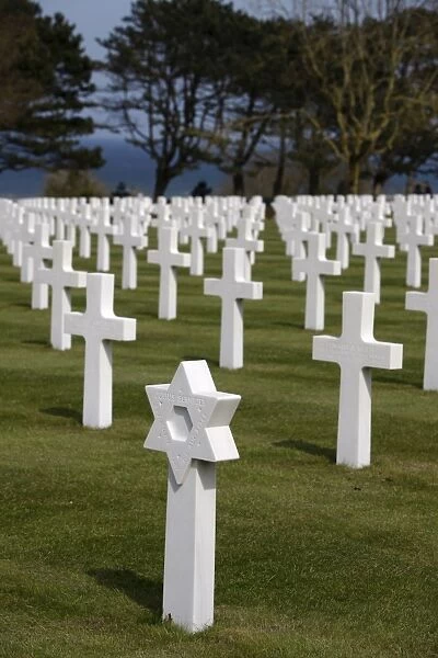 American cemetery at Omaha Beach, Colleville-sur-Mer, Normandy, France, Europe