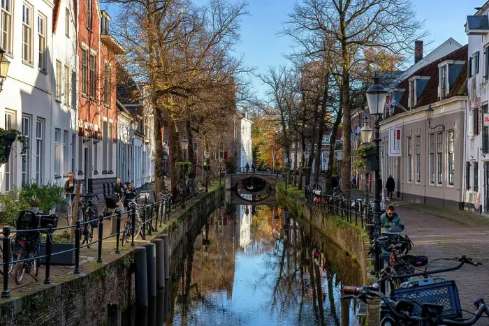Framed Print : Amersfoort canal with traditional Dutch buildings on the margins, Amersfoort, Utrecht Province, The Netherlands, Europe Framed Print : Amersfoort canal with traditional Dutch buildings on the margins, Amersfoort, Utrecht Province, The Netherlands, Europe