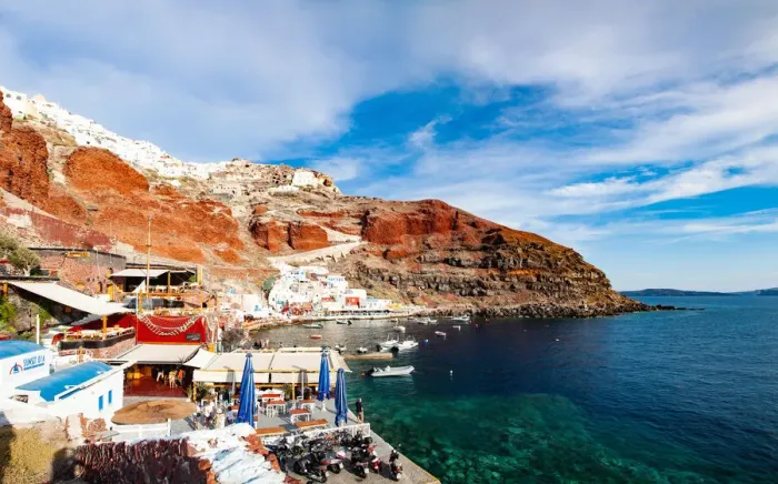 Framed Print : Amoudi Bay below the town of Oia on the Greek Island of Santorini (Thira), Cyclades Framed Print : Amoudi Bay below the town of Oia on the Greek Island of Santorini (Thira), Cyclades