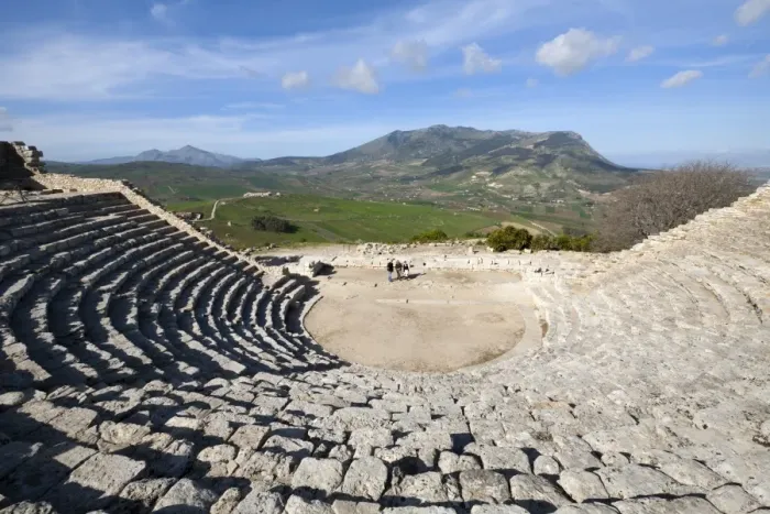 Framed Print : The Amphitheatre, Segesta, Sicily, Italy, Europe Framed Print : The Amphitheatre, Segesta, Sicily, Italy, Europe