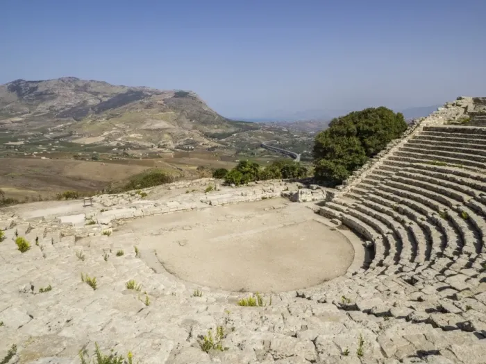Framed Print : Ampitheatre, Segesta, Sicily, Italy, Europe Framed Print : Ampitheatre, Segesta, Sicily, Italy, Europe