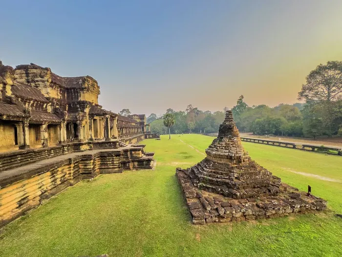 Framed Print : Angkor Wat, UNESCO World Heritage Site, a Hindu-Buddhist temple complex near Siem Reap, Cambodia, Indochina, Southeast Asia, Asia Framed Print : Angkor Wat, UNESCO World Heritage Site, a Hindu-Buddhist temple complex near Siem Reap, Cambodia, Indochina, Southeast Asia, Asia
