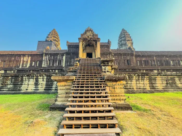 Framed Print : Angkor Wat, UNESCO World Heritage Site, a Hindu-Buddhist temple complex near Siem Reap, Cambodia, Indochina, Southeast Asia, Asia Framed Print : Angkor Wat, UNESCO World Heritage Site, a Hindu-Buddhist temple complex near Siem Reap, Cambodia, Indochina, Southeast Asia, Asia