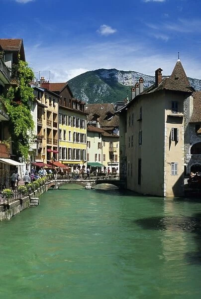 Annecy, Lake Annecy, Rhone Alpes, France, Europe