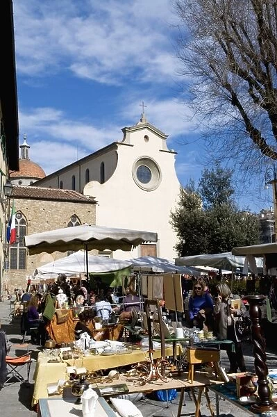 Antiquarian fair, Piazza Santo Spirito, Chiesa di Santo Spirito, Florence (Firenze)