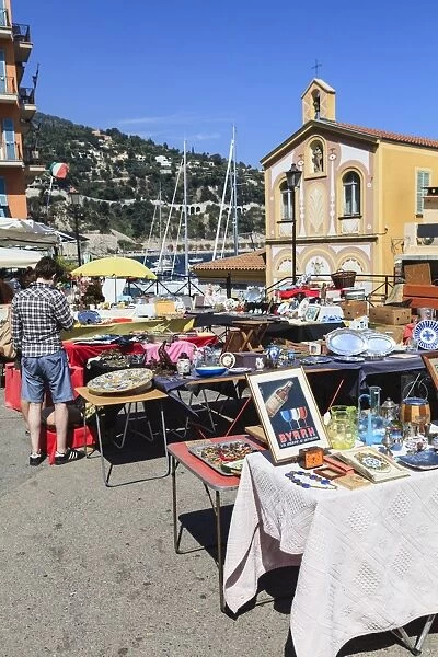 Antique and bric-a-brac market, Villefranche-sur-Mer, Alpes Maritimes, Provence, Cote d Azur, French Riviera, France, Europe