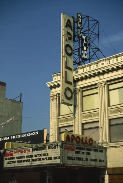 Framed Print : Apollo Theatre, Harlem, New York City Framed Print : Apollo Theatre, Harlem, New York City