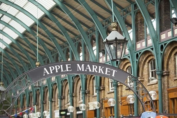 Apple Market, Covent Garden, London, England, United Kingdom, Europe