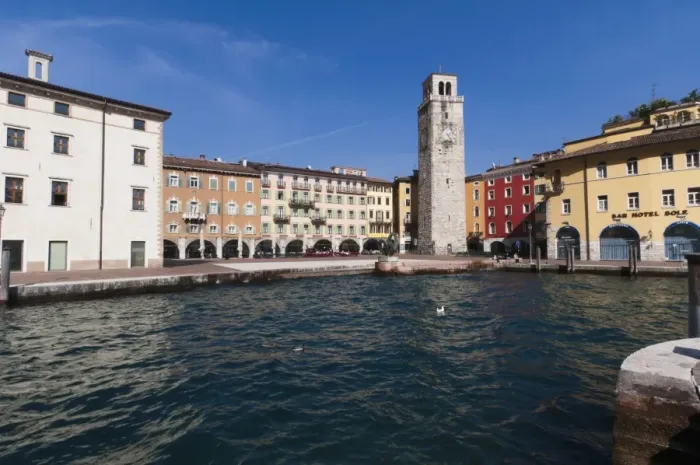 Framed Print : Apponale Tower, Piazza 3 Novembre, Riva del Garda, Lago di Garda (Lake Garda) Framed Print : Apponale Tower, Piazza 3 Novembre, Riva del Garda, Lago di Garda (Lake Garda)