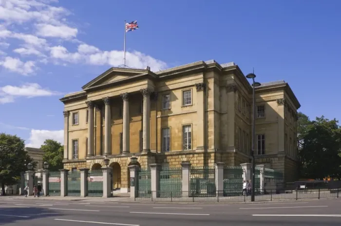 Framed Print : Apsley House, the London home of the Duke of Wellington, Hyde Park Corner Framed Print : Apsley House, the London home of the Duke of Wellington, Hyde Park Corner
