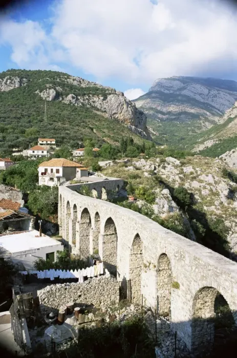 Framed Print : Aqueduct dating from the 17th century Framed Print : Aqueduct dating from the 17th century