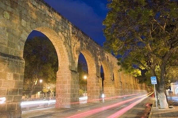 Aqueduct, Morelia, UNESCO World Heritage Site, Michoacan state, Mexico, North America
