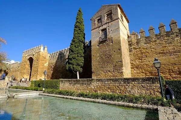 The Arab Puerta de Almodovar and the mediaeval wall, Cordoba, Andalucia, Spain, Europe