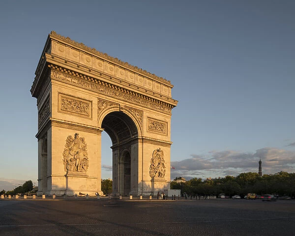 Arc de Triomphe de l Etoile, Paris, Ile-de-France, France, Europe