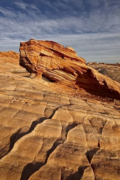 Arch in layered sandstone, Valley Of Fire State Park, Nevada, United States of America, North America