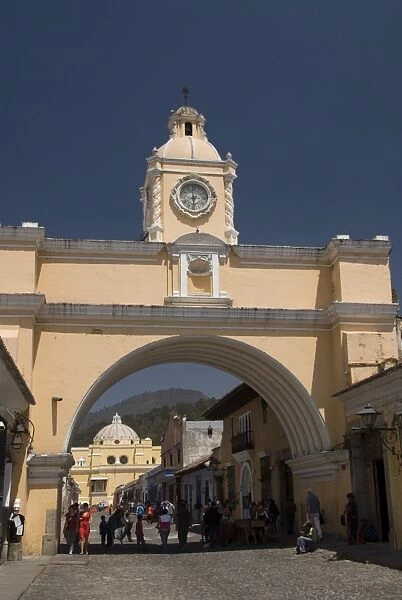 The Arch of Santa Catalina, Antigua, UNESCO World Heritage Site, Guatemala