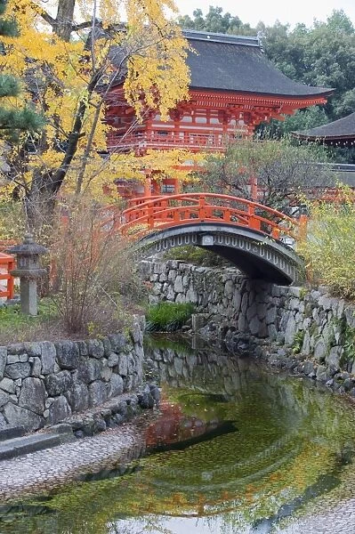 Arched bridge and pavilion, Shimogamo Shrine, Tadasu no Mori, Kyoto, Japan, Asia