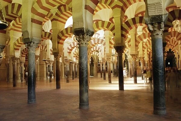 Arches in the interior of the Great Mosque (Mezquita)