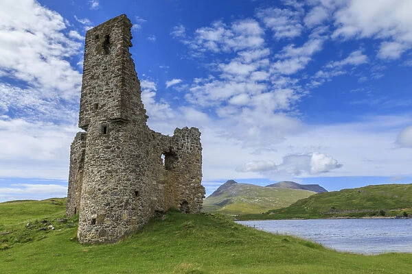 Ardvreck Castle, mountain landscape, Loch Assynt, Sutherland, Summer, Ullapool, Scottish Highlands