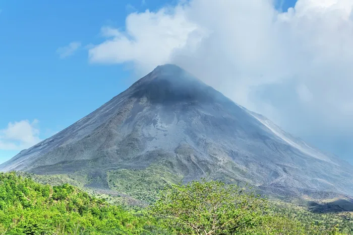 Framed Print : Arenal volcano, Arenal Volcano National Park, La Fortuna, Costa Rica Framed Print : Arenal volcano, Arenal Volcano National Park, La Fortuna, Costa Rica