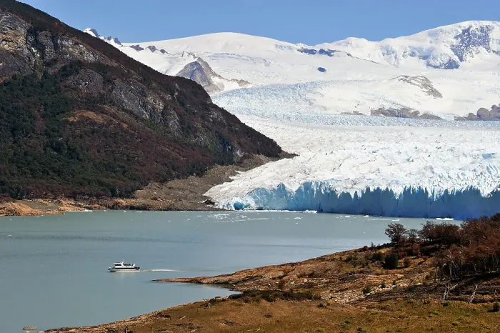 Framed Print : Argentino Lake and Perito Moreno Glacier, UNESCO World Heritage Site, around El Calafate, Santa Cruz province, Patagonia, Argentina, South America Framed Print : Argentino Lake and Perito Moreno Glacier, UNESCO World Heritage Site, around El Calafate, Santa Cruz province, Patagonia, Argentina, South America