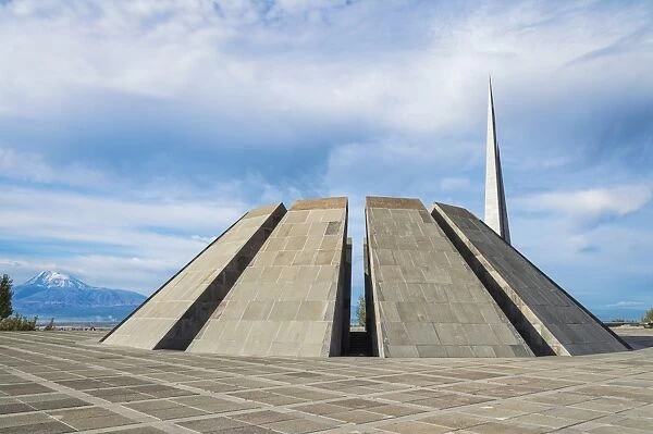 Armenian Genocide Memorial, Tsitsernakaberd, Yerevan, Armenia, Caucasus, Asia