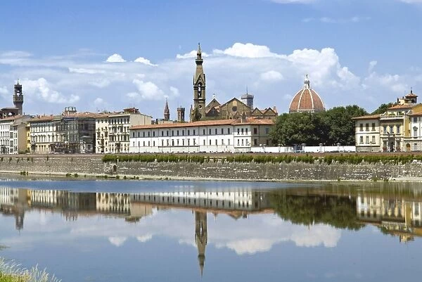 Arno River and Lungarno Diaz, Florence, UNESCO World Heritage Site, Tuscany