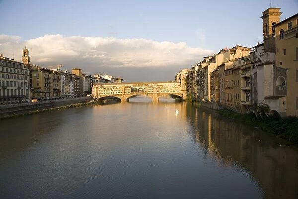 The Arno River and Ponte Vecchio, Florence, Tuscany, Italy, Europe