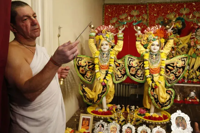 Framed Print : Arrathy celebration in an ISKCON temple, Sarcelles, Val d Oise, France, Europe Framed Print : Arrathy celebration in an ISKCON temple, Sarcelles, Val d Oise, France, Europe
