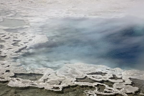 Artemesia Geyser Pool, Yellowstone National Park, UNESCO World Heritage Site