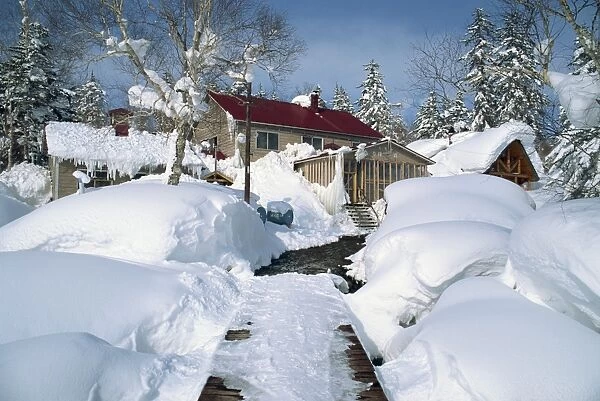 The Asanidake Youth Hostel in winter under snow