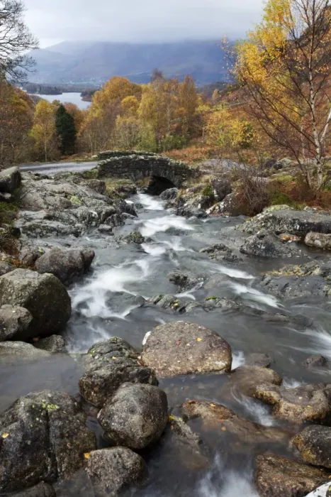 Framed Print : Ashness Bridge in autumn near Keswick, Lake District National Park, Cumbria, England, United Kingdom, Europe