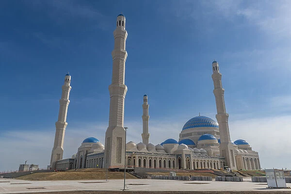 Astana Grand mosque, Nur Sultan, formerly Astana, capital of Kazakhstan, Central Asia, Asia