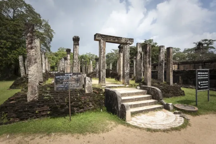 Framed Print : Atadage ancient ruins, Polonnaruwa, UNESCO World Heritage Site, Sri Lanka, Asia Framed Print : Atadage ancient ruins, Polonnaruwa, UNESCO World Heritage Site, Sri Lanka, Asia