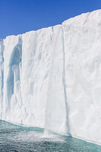 Austfonna ice cap, Nordaustlandet, Svalbard, Norway, Scandinavia, Europe