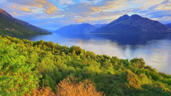 Framed Print : Autumn evening, Lake Wakatipu, near Queenstown, South Island, New Zealand Framed Print : Autumn evening, Lake Wakatipu, near Queenstown, South Island, New Zealand