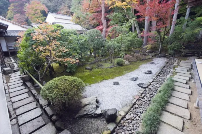 Framed Print : Autumn garden at Nison in (Nisonin) Temple, dating from 834, Sagano area Framed Print : Autumn garden at Nison in (Nisonin) Temple, dating from 834, Sagano area