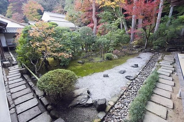 Autumn garden at Nison in (Nisonin) Temple, dating from 834, Sagano area