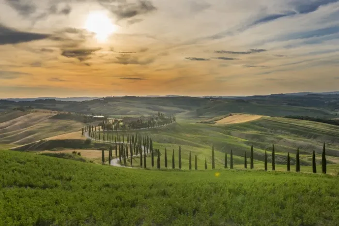 Framed Print : Baccoleno farmhouse, Val d Orcia (Orcia Valley), UNESCO World Heritage Site, Tuscany Framed Print : Baccoleno farmhouse, Val d Orcia (Orcia Valley), UNESCO World Heritage Site, Tuscany