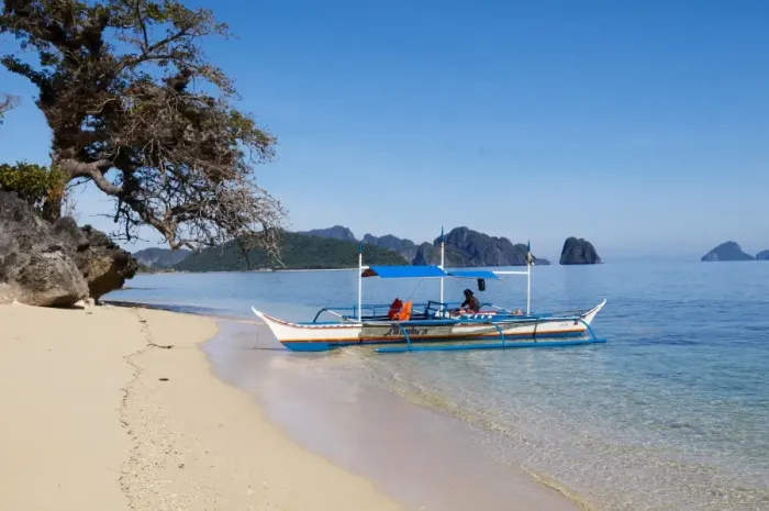 Framed Print : Bacuit archipelago at El Nido, Palawan Island, Philippines, Southeast Asia, Asia Framed Print : Bacuit archipelago at El Nido, Palawan Island, Philippines, Southeast Asia, Asia