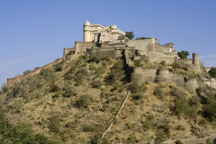 Framed Print : Badal Mahal (Cloud Palace) and walls, Kumbhalgarh Fort, Rajasthan, India, Asia