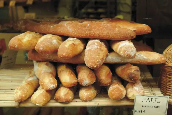 Framed Print : Baguettes in the window of the Paul bread shop, Lille, Flanders, Nord, France, Europe Framed Print : Baguettes in the window of the Paul bread shop, Lille, Flanders, Nord, France, Europe