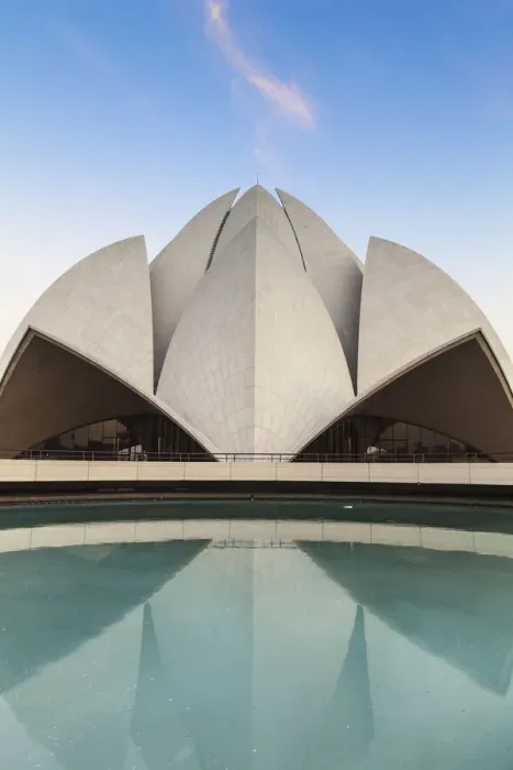 Framed Print : Bahai House of Worship known as the The Lotus Temple, New Delhi, Delhi, India, Asia Framed Print : Bahai House of Worship known as the The Lotus Temple, New Delhi, Delhi, India, Asia
