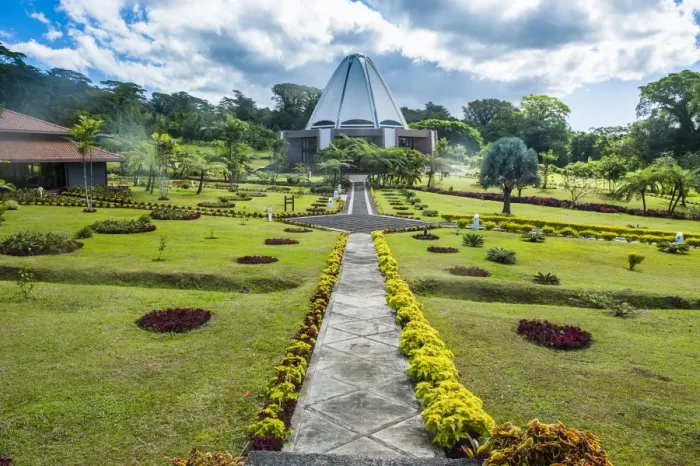 Framed Print : The Bahai House of Worship Samoa, Upolu, British Samoa, South Pacific, Pacific Framed Print : The Bahai House of Worship Samoa, Upolu, British Samoa, South Pacific, Pacific