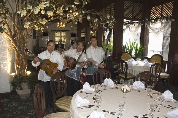 Barbaras Restaurant with musical entertainment