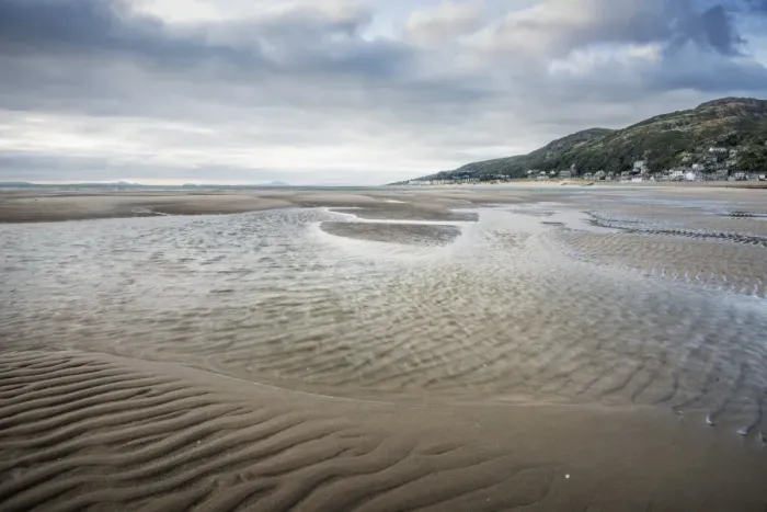 Framed Print : Barmouth Beach, Barmouth, Gwynedd, North Wales, Wales, United Kingdom, Europe Framed Print : Barmouth Beach, Barmouth, Gwynedd, North Wales, Wales, United Kingdom, Europe